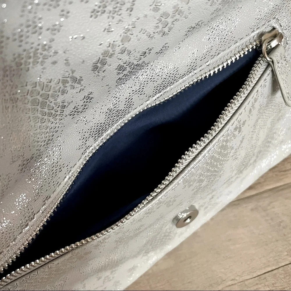 🌺 The Limited Metallic Snake Print Silver Faux Leather Foldover Clutch